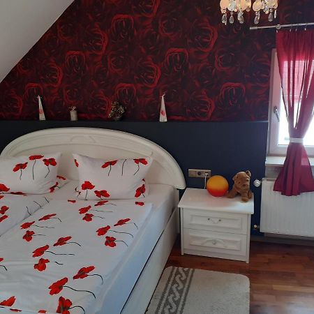 Gemütliche Zimmer Kaisersesch Exterior foto